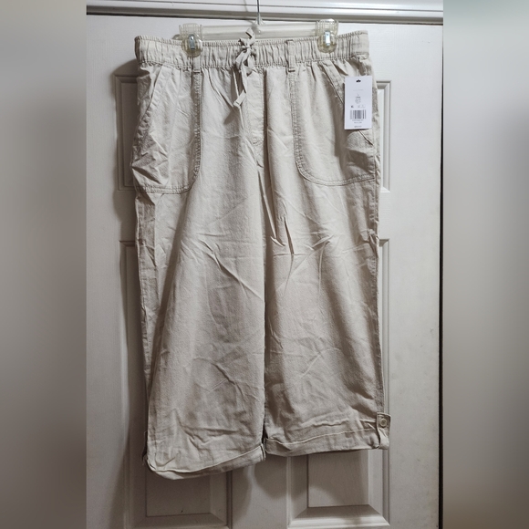 Kim Rogers Capris - Picture 1 of 5